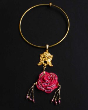Collana Mask